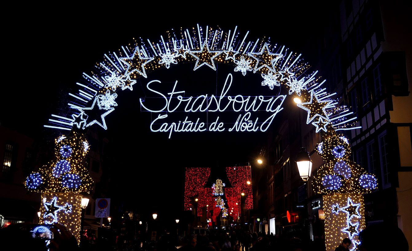 La Porte des Lumières : entrée de la "Capitale de Noël", Strasbourg