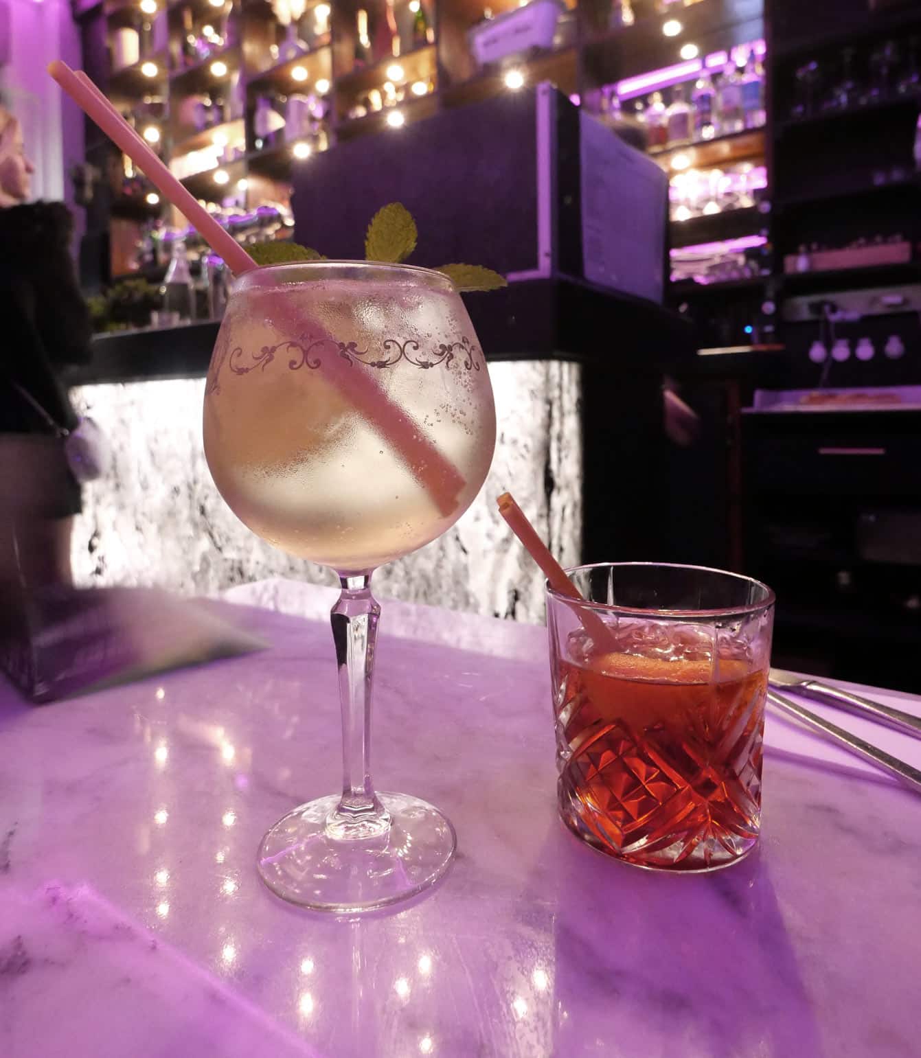 cocktails à La Baraque, bar festif, 11e