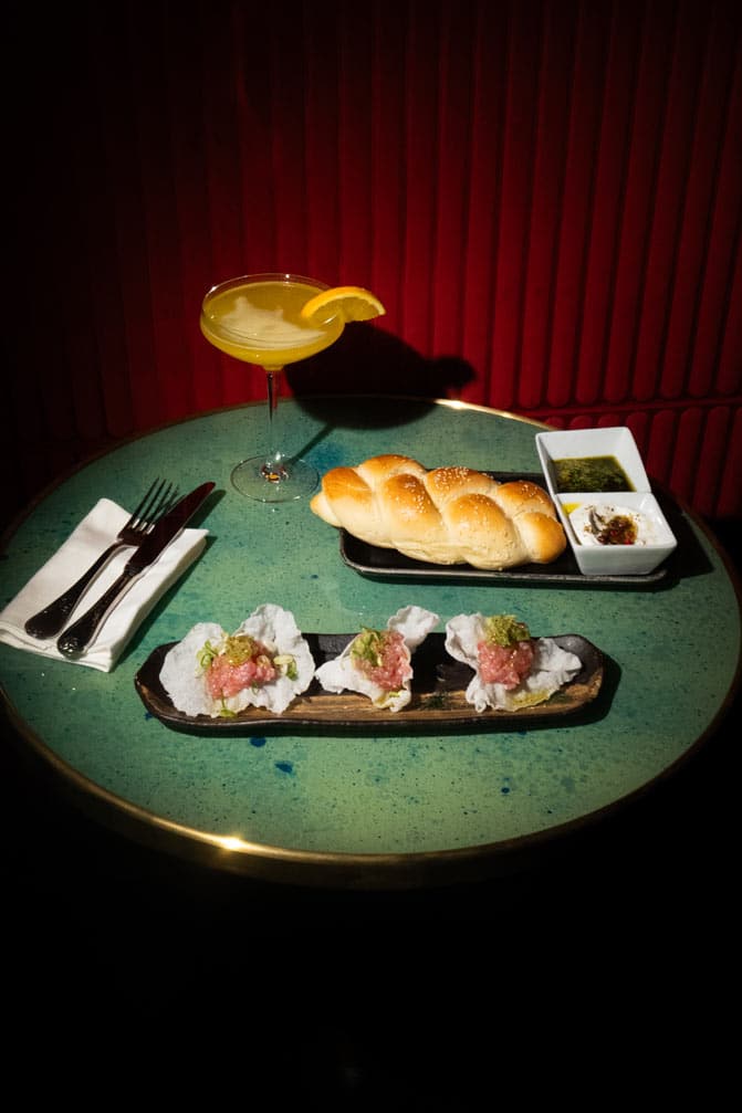 restauration au bar Nonsens, paris 18e