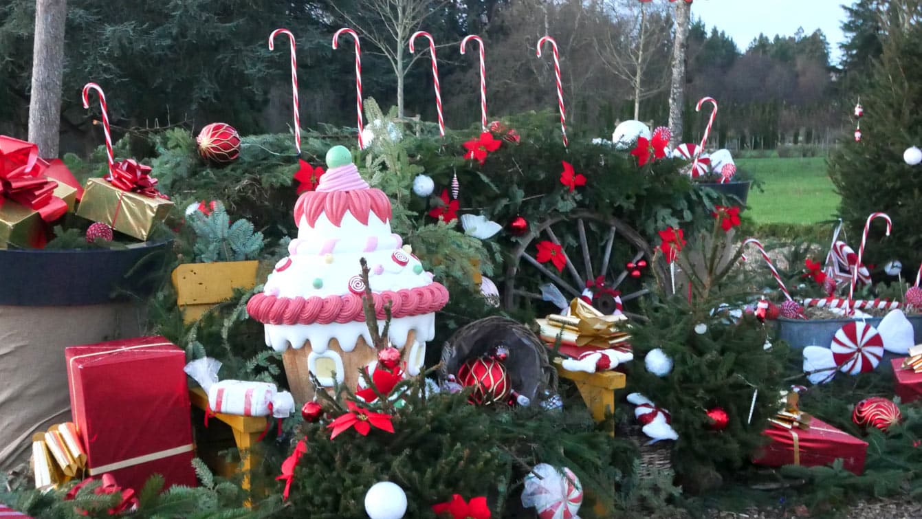 Les jardins au château de Cheverny avec les décorations de Noel