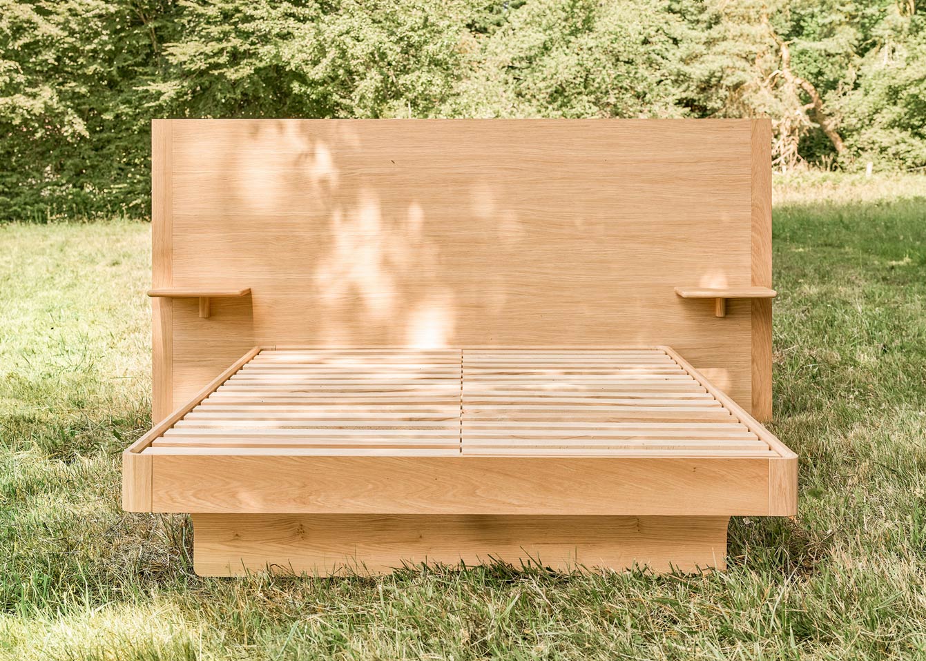 Lit avec sommier en chêne massif HAMAC, Kipli