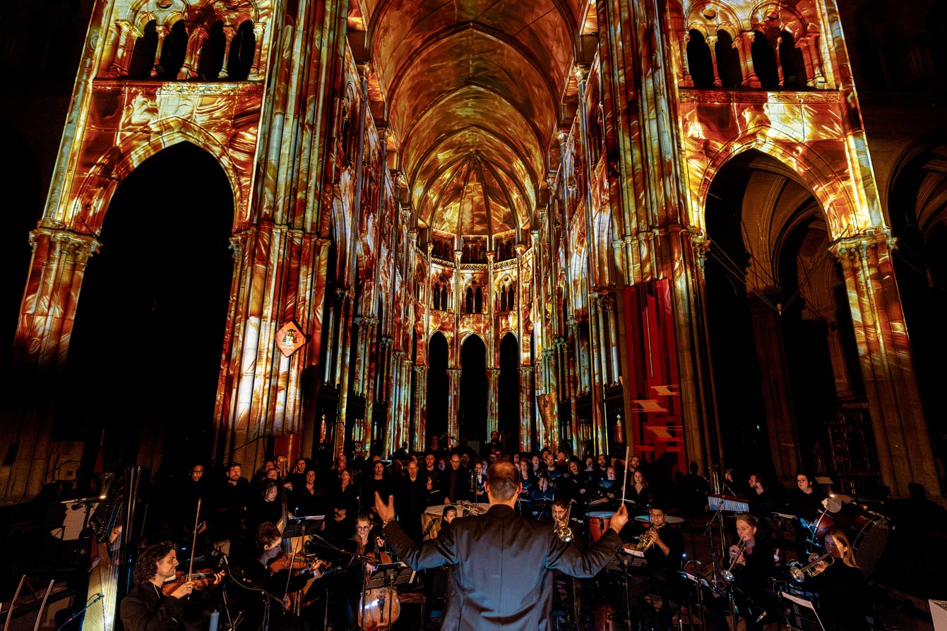 L’Orchestre LUMINISCENCE, : L'Odyssée Céleste à Saint-Eustache Paris