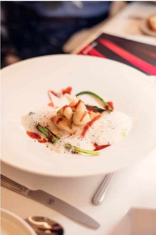 Maison Delano : dîner sous les étoiles et ballet culinaire