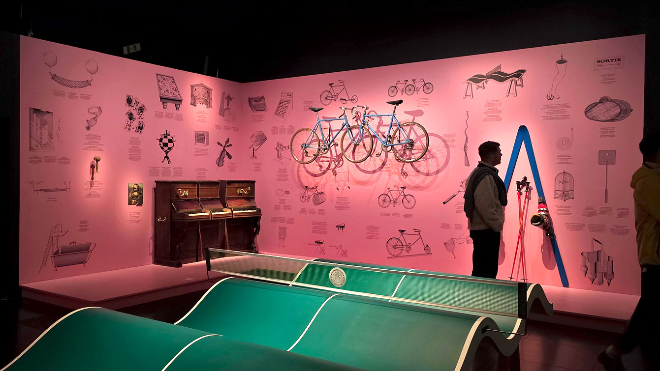 La manufacture poétique de Jacques Carelman : la table de ping pong tous azimuts