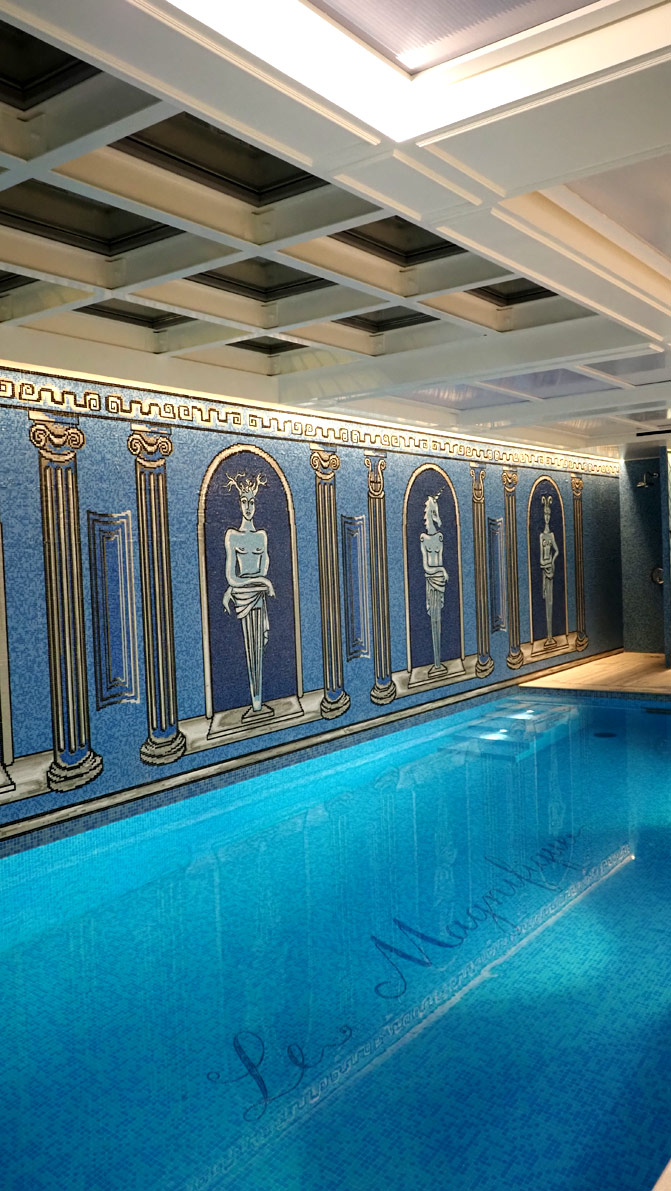 Piscine mythologique de l'hôtel Le Magnifique, Paris 14e