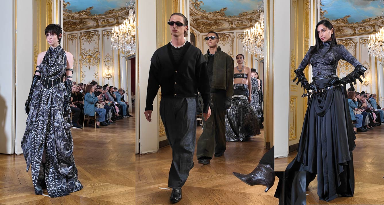 Mannequin en robe longue drapée à imprimé noir et blanc, corset et longs gants noirs, défilant sur le parquet à chevrons de l'Hôtel Le Marois lors du défilé NEXT ASIA, Mannequin homme en cardigan noir, pantalon gris large et lunettes de soleil, suivi d'autres mannequins dans les salons de l'Hôtel Le Marois, pendant le défilé NEXT ASIA à la Paris Fashion Week, Mannequin en tenue noire à buste ajusté, longs gants et ceinture, jupe longue drapée, défilant devant les invités dans un salon doré de l'Hôtel Le Marois lors du défilé NEXT ASIA