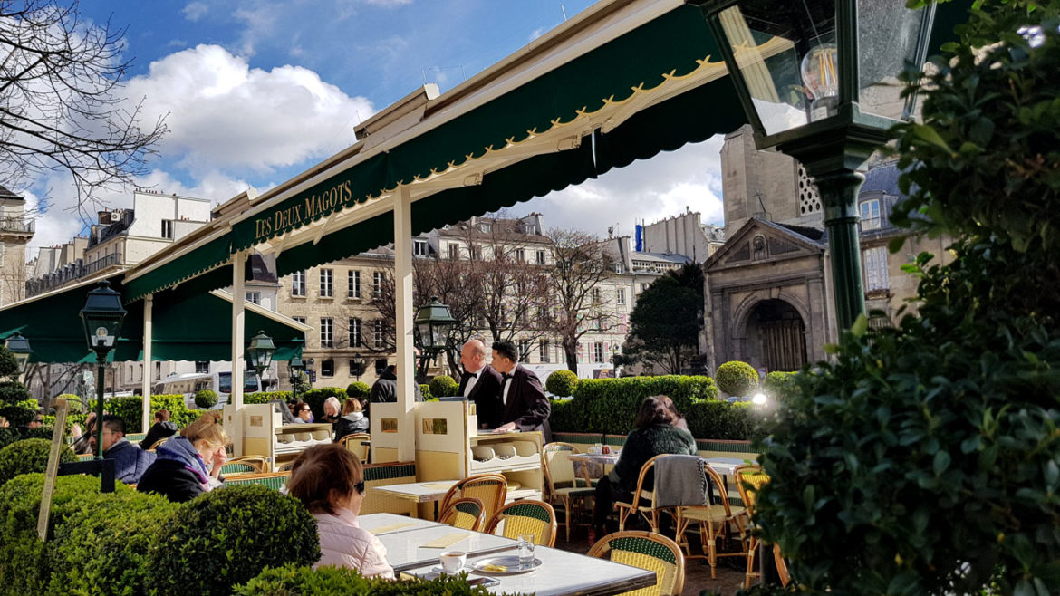 Le café littéraire des Deux Magots se reinvente (Paris 6e)