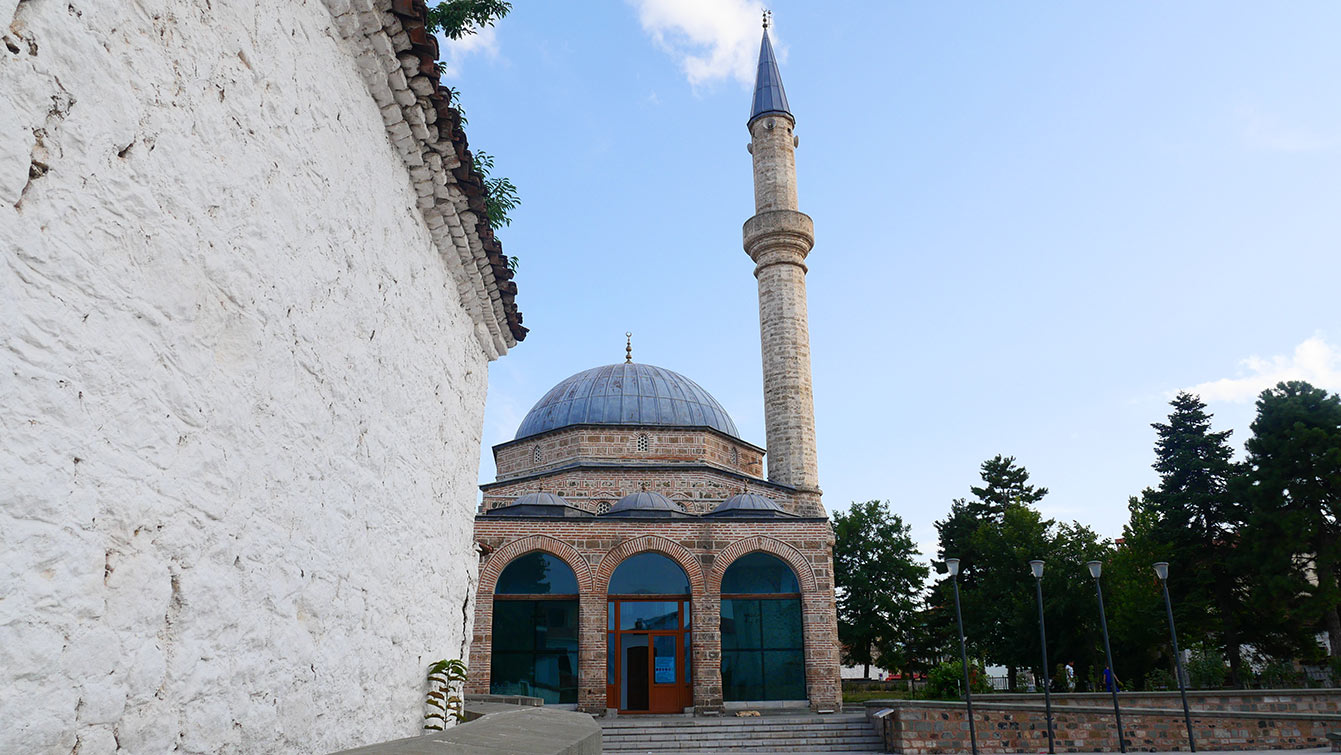 mosquée, Dans le quartier du vieux bazar de Korçë 