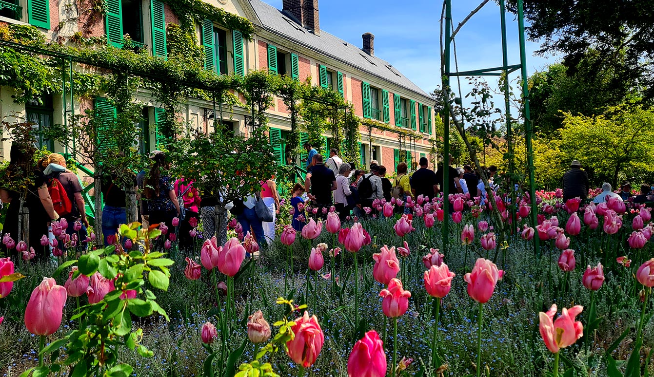 Giverny : le village de Claude Monet et des impressionnistes. Maison et jardins
