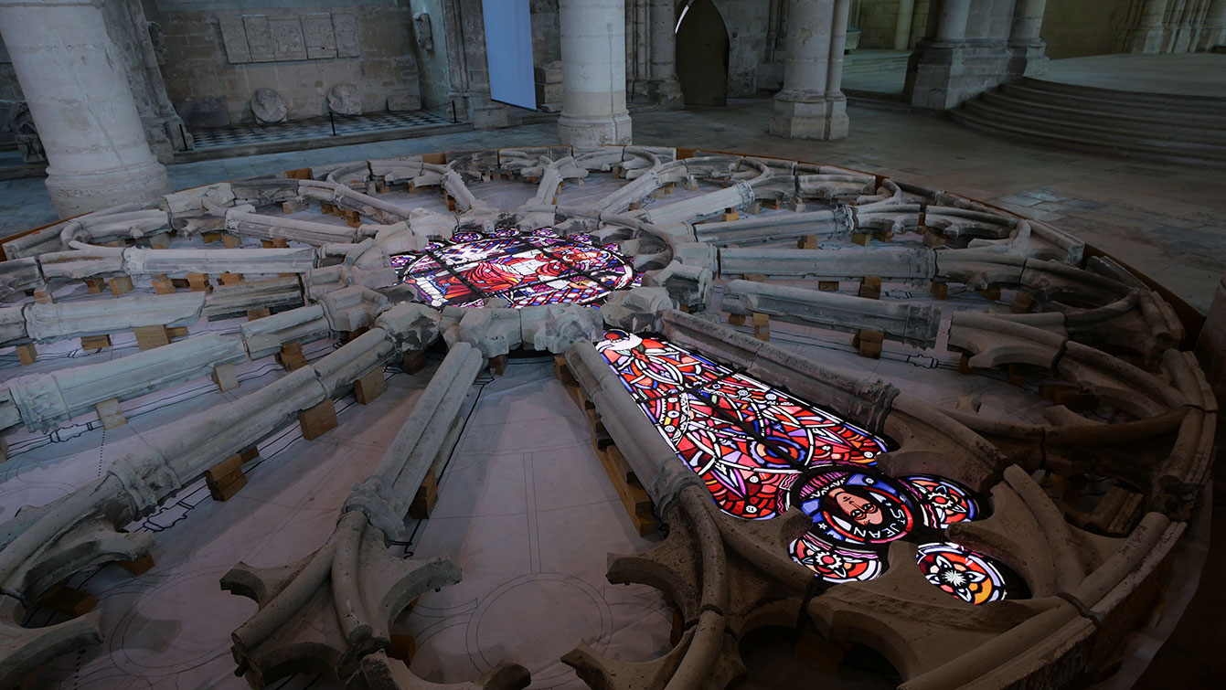 l'Abbaye Saint-Léger : rose de la cathédrale