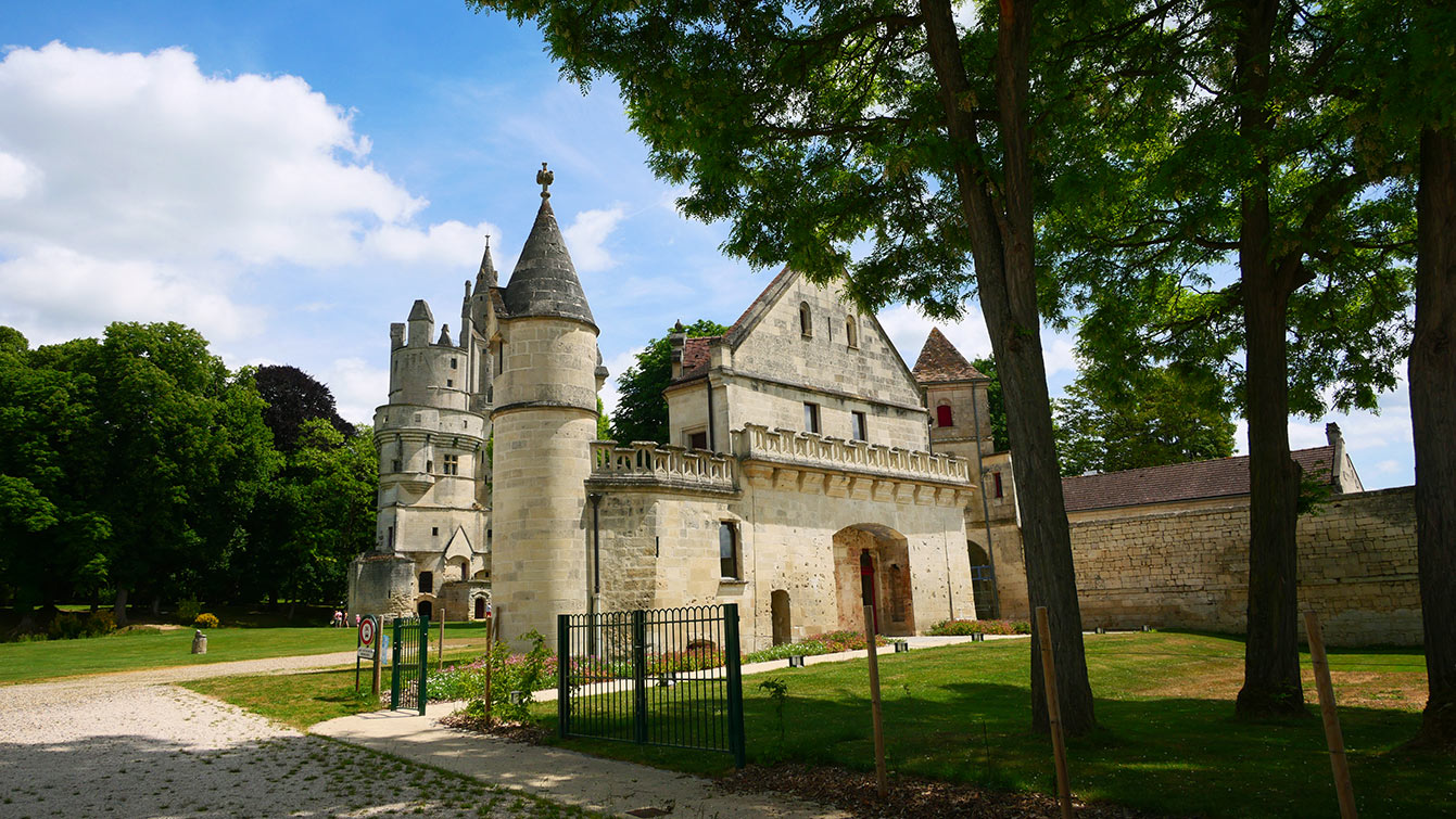 Château et Donjon de Septmonts