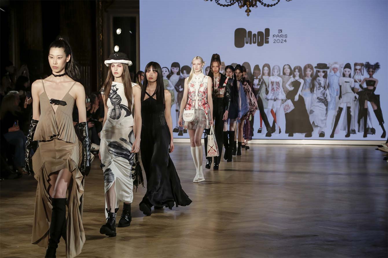 Mode at Paris : zepeto et Kocca
K fashion