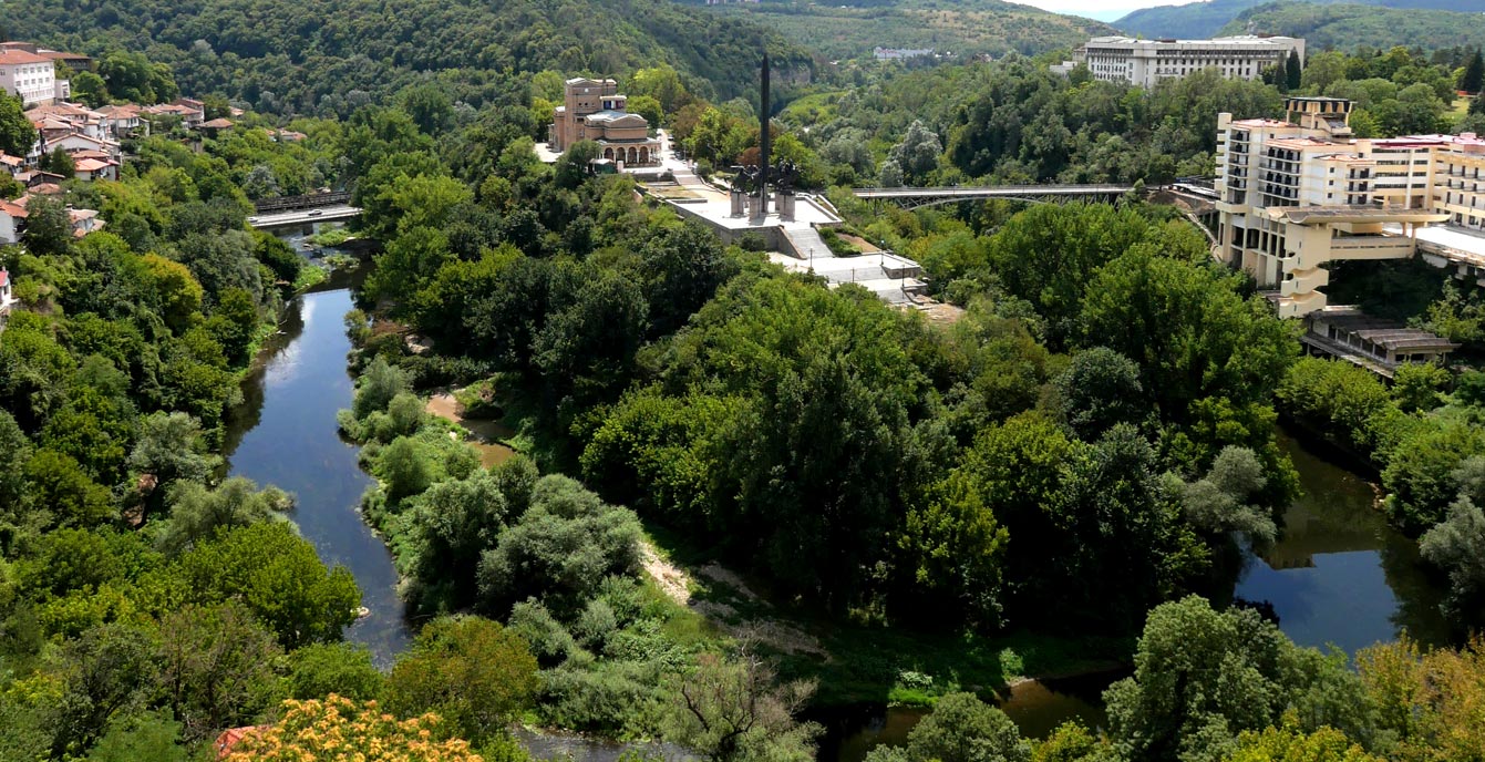 Sveta Gora park
 et le Monument to the Asen Dynasty