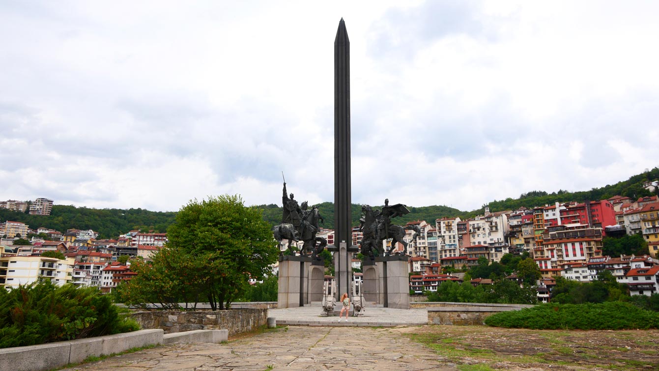 Veliko Tarnovo : Monument to the Asen Dynasty