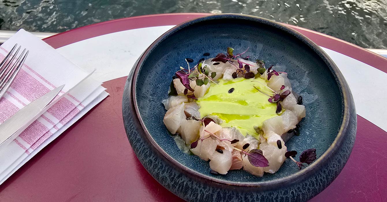 Crudo de daurade, leche de tigre, riz soufflé, Riviera Fuga, Paris