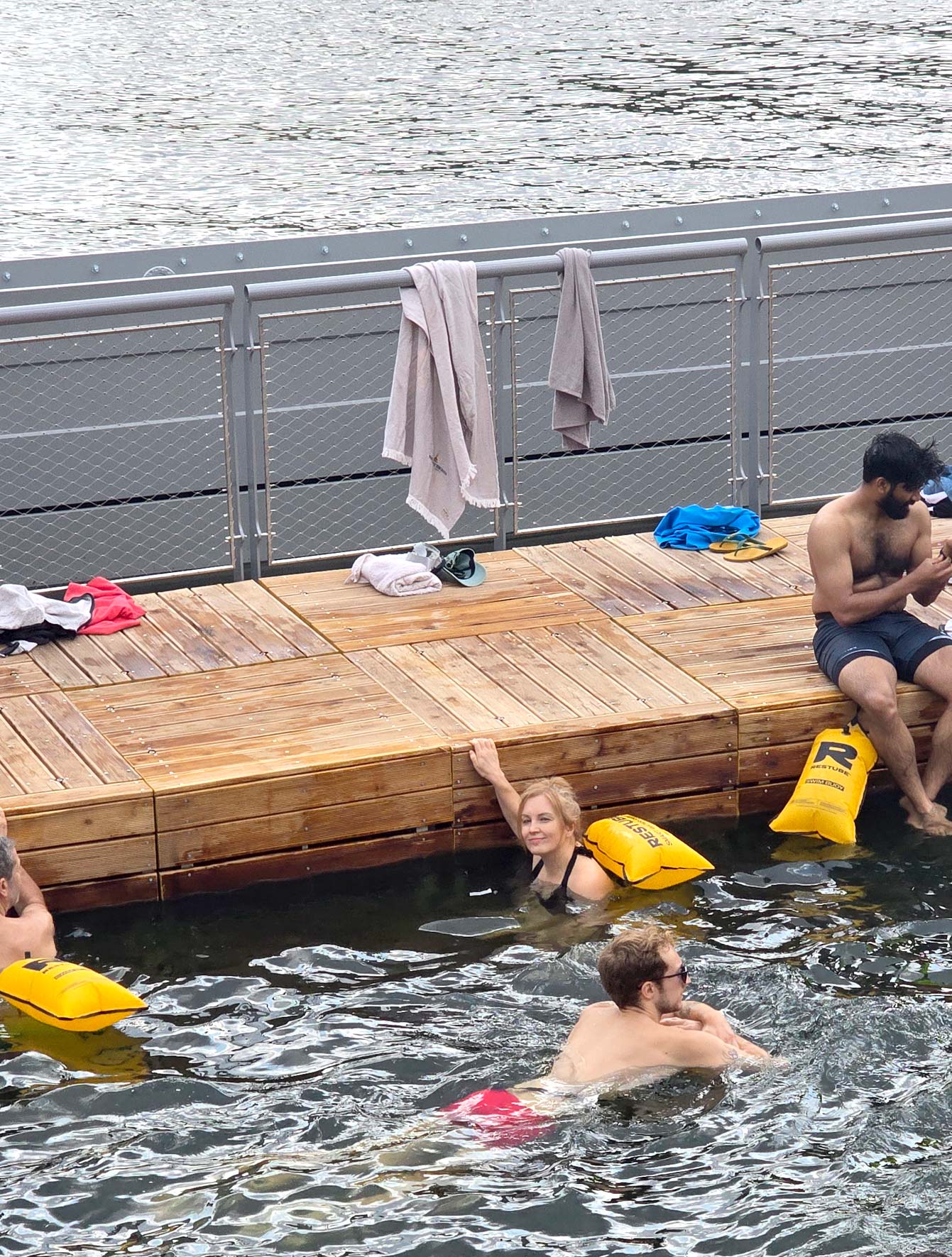 Zone de baignade dans la Seine à Bercy