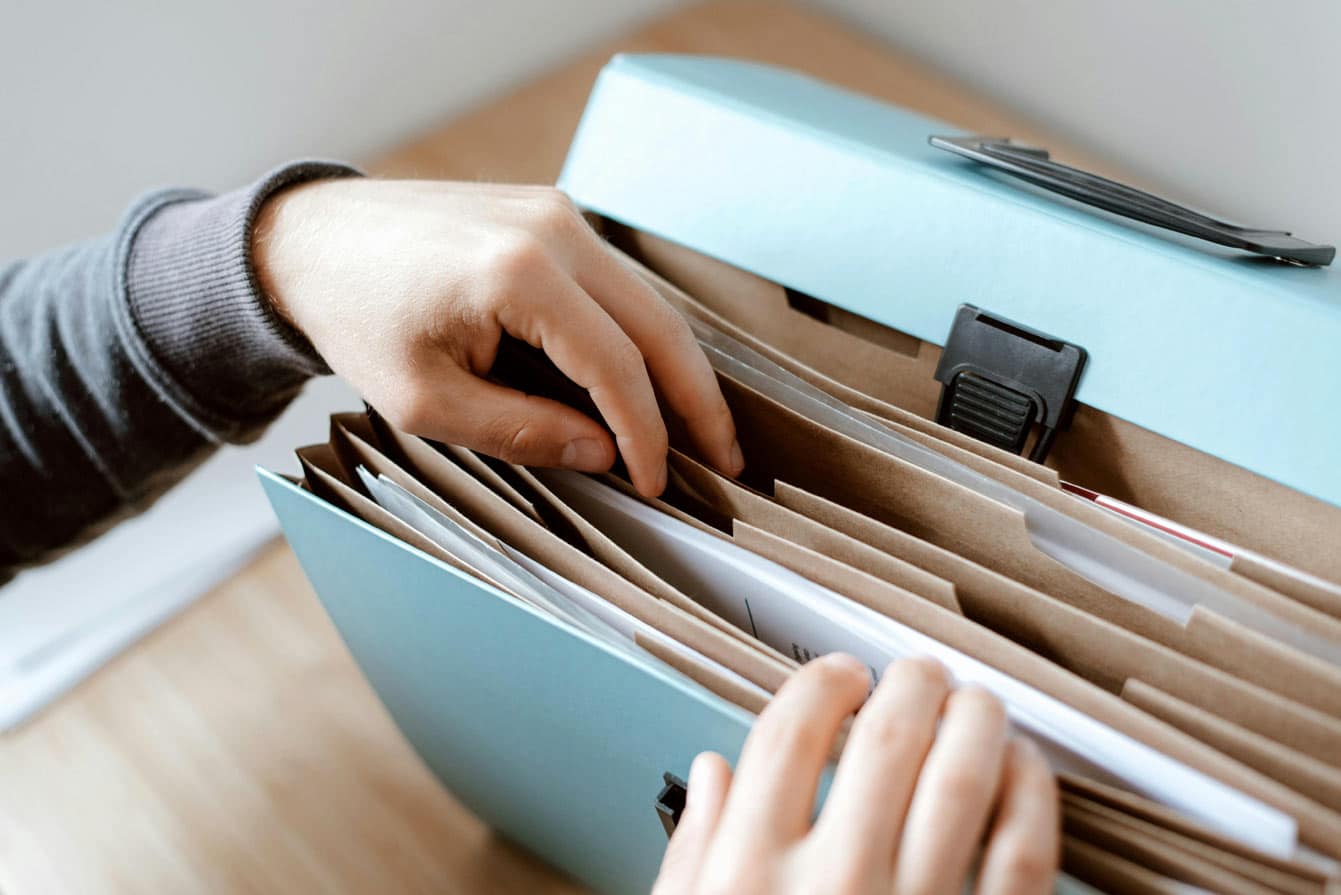 Trier le courrier dès sa réception dans un dossier