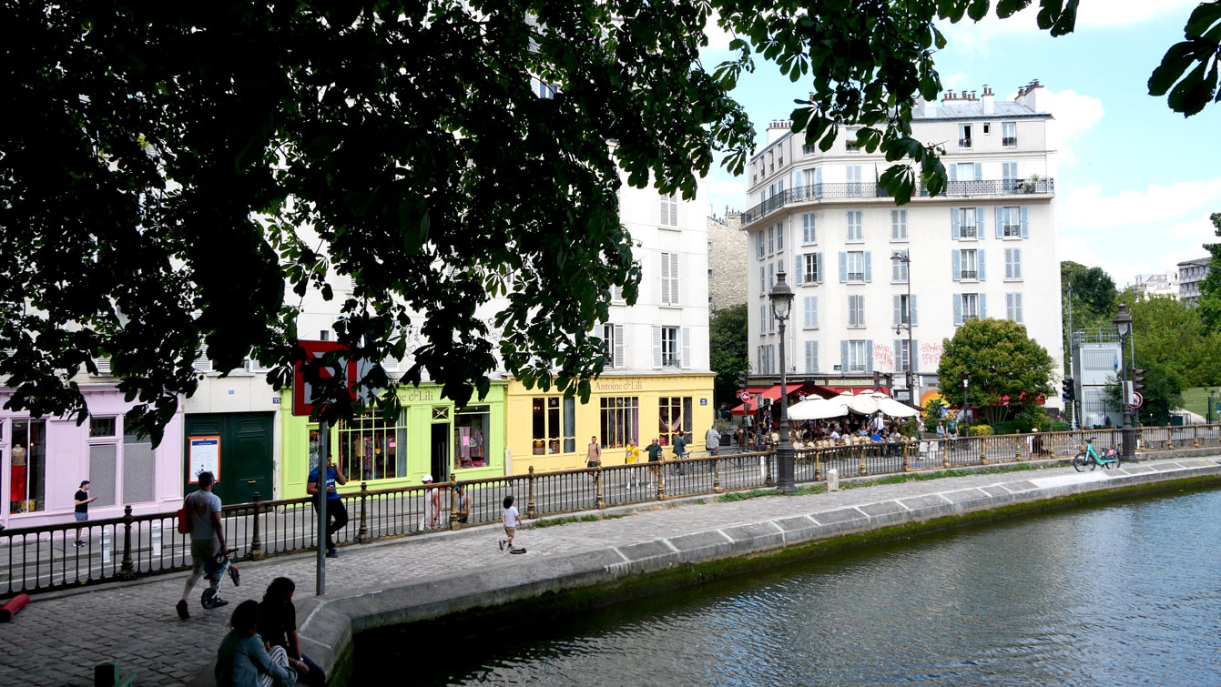 Boutique Antoine et Lili, Canal Saint-Martin