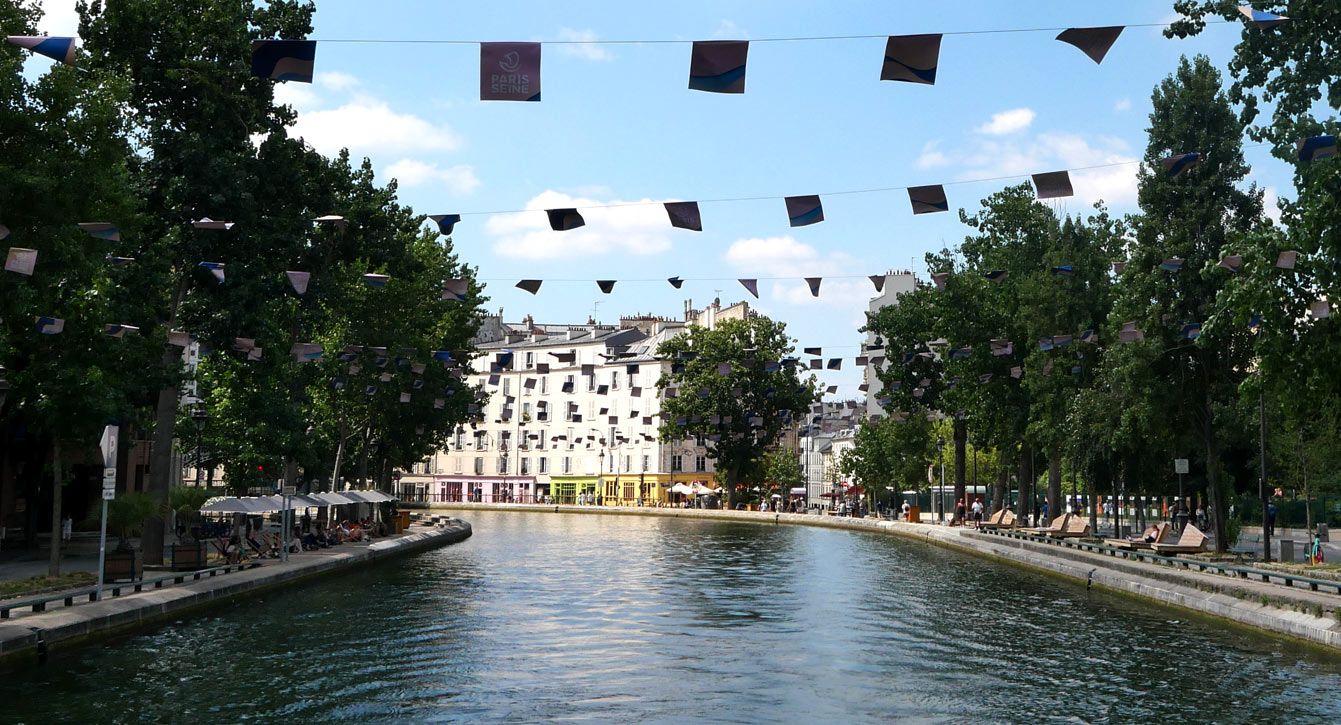 Bords du canal Saint-Martin. 