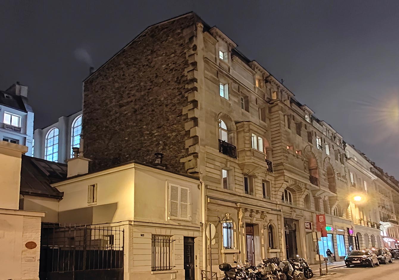 Entrée du club du jeu de paume