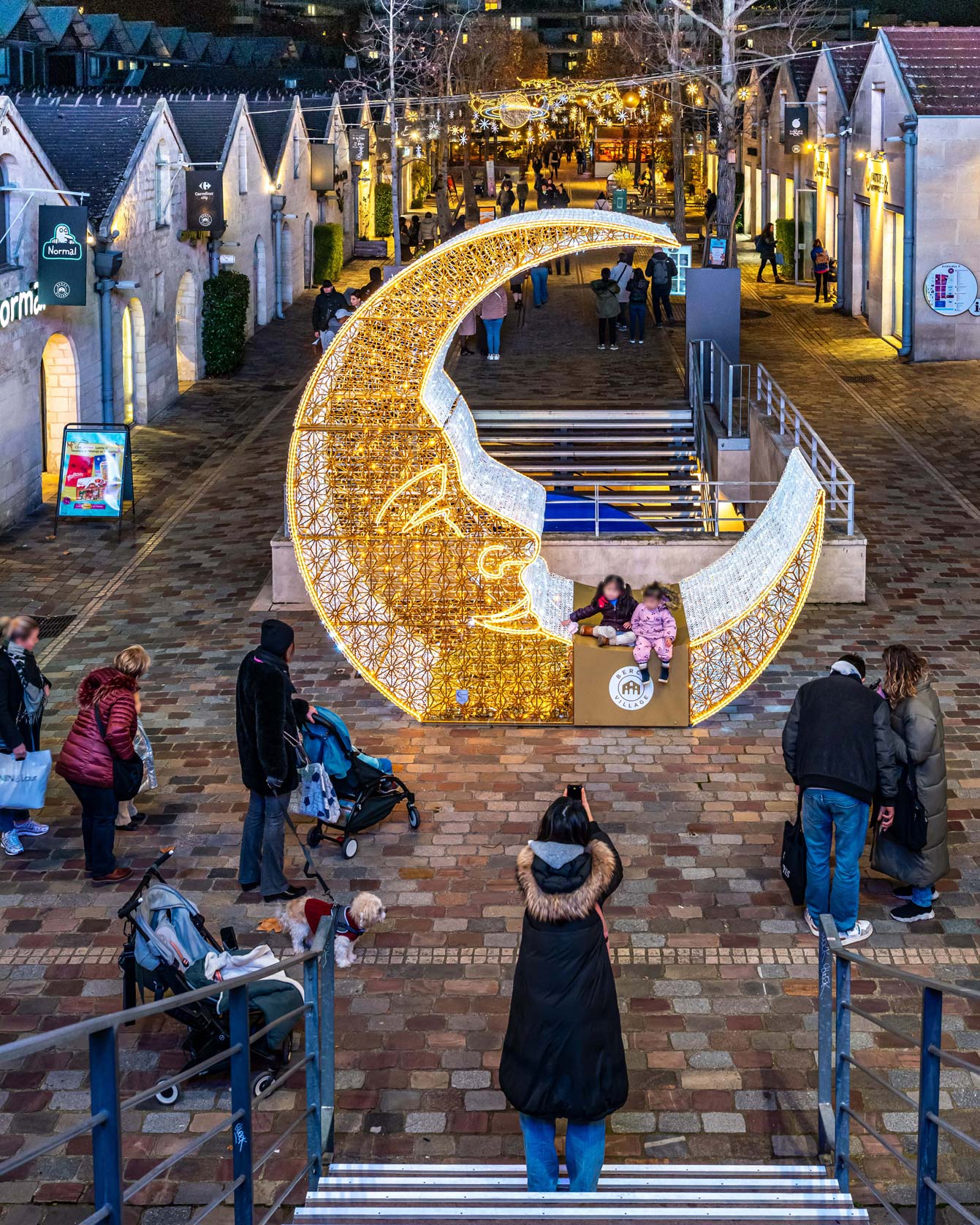 BERCY VILLAGE| Illuminations de Noël 2025 à Bercy Village