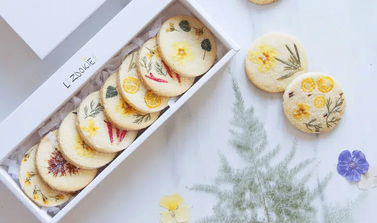 LIZOOKIES | Sablés fleuris
